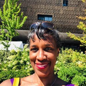 Meet your Posher, Ramona